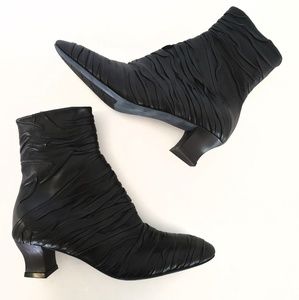 Thierry rabotin black boots
